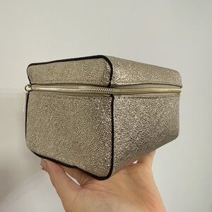 New Estee Lauder Elegant Gold cosmetic bag